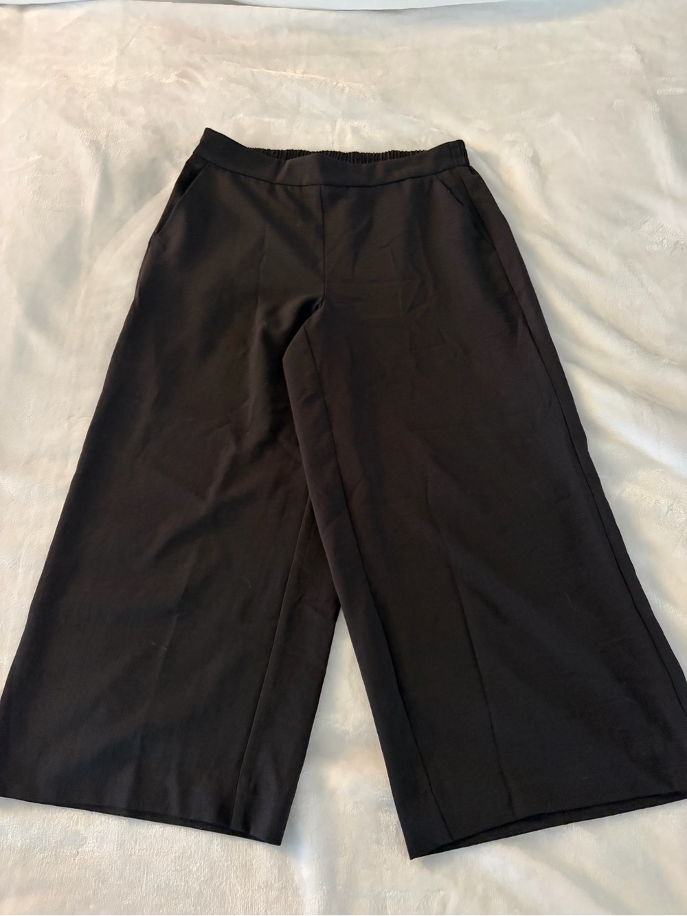 Nine West Black Wide-Leg Crop Trousers